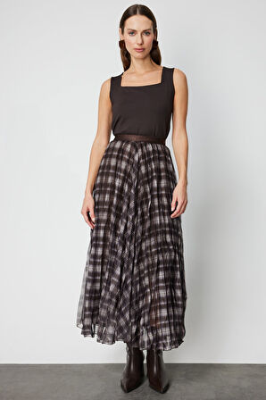 On Kadın Ekoseli Pileli Maxi Boy Etek 60214 Kahverengi