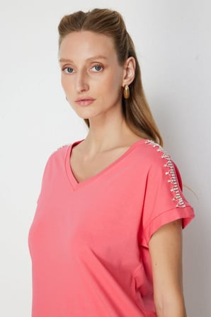 On Kadın Omuzları Taşlı V Yaka Pamuklu T-Shirt 71415 Mercan