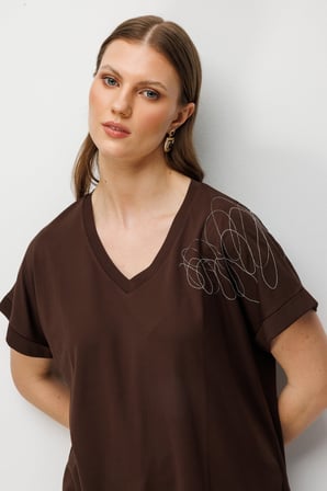 On Kadın Büyük Beden Tek Omzu Zincirli V Yaka T-Shirt 71368 Kahverengi