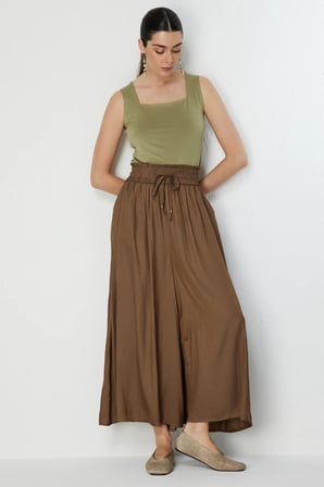 On Kadın Beli Lastikli Geniş Paça Pantolon 70136 Kahverengi