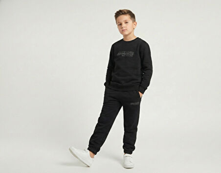 3 İplik Çocuk Şardonlu Kabartmalı Baskı Siyah Kombin 1