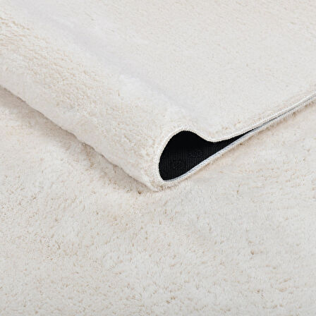 Yumuşak Peluş Halı – Kaymaz Tabanlı, Yıkanabilir, Modern Dokulu Halı