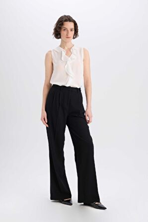 DeFacto Wide Leg Geniş Paça Fermuarlı Yüksek Bel Cepli Standart Boy Kumaş Pantolon E5394AX25SPBK81
