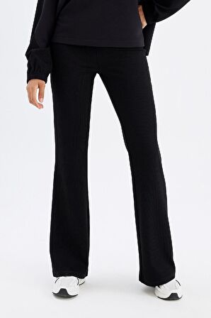DeFactoFit Flare Fit İspanyol Paça Standart Boy Modal Sporcu Pantolon D0389AX24AUBK81