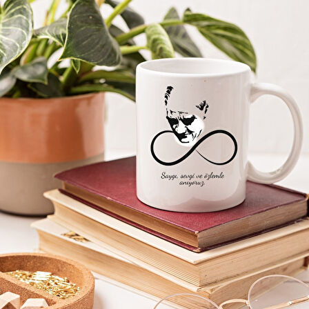 Atatürk Tasarımlı Porselen Kupa Bardak – Zarif ve Anlamlı Hediyelik