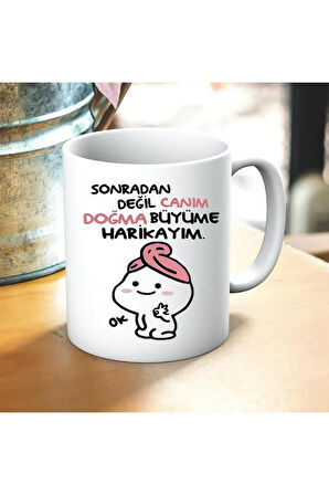 Doğma Büyüme Harikayım Baskılı Kupa ve Yastık Hediyelik Set Arkadaşa Hediye