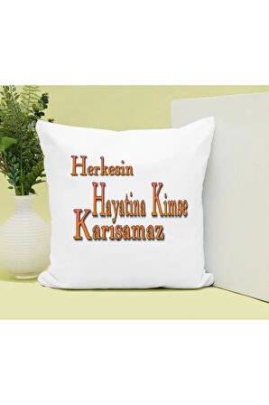 Herkesin Hayatına Kimse Baskılı Kupa ve Yastık Hediyelik Set Arkadaşa Hediye