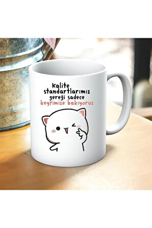 Keyfimize Bakıyoruz Baskılı Kupa ve Yastık Hediyelik Set Arkadaşa Hediye
