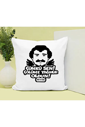 Çünkü Çölüme Yağmur Oldun Baskılı Kupa ve Yastık Hediyelik Set Arkadaşa Hediye