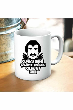 Çünkü Çölüme Yağmur Oldun Baskılı Kupa ve Yastık Hediyelik Set Arkadaşa Hediye
