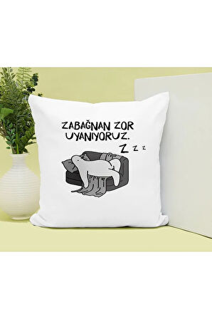 Sabahları Zor Uyanıyoruz Zabağnan Baskılı Kupa ve Yastık Hediyelik Set Arkadaşa Hediye