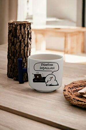 EFl Düzelicez Inşallah Yazılı Mochi Cat Baskılı Latte & Espresso El Yapımı T Kulplu Kupa