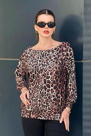 Kayık Yaka Leopar Desenli Bluz
