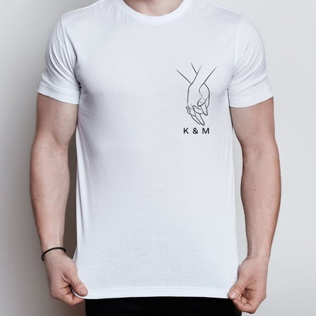 Kişiye Özel Baş Harfli El Ele Çizim Tişört - Minimalist Sevgiliye Hediye