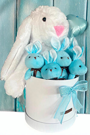Özel Kututusunda; 45 cm Beyaz Jellycat Tavşan, 5'li Tavşancıklar ve Folyo Kalp Balonlu SET-Ayıcık Buketi