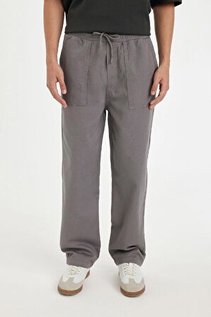 DeFacto Yazlık Gabardin Pantolon Wide Straight Bol Rahat Kesim Geniş Düz Paça Cepli C9159AX24AUGR455