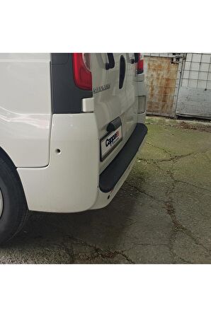 Renault Trafic Arka Tampon Eşiği Koruma (Abs) Mat Siyah 2001-2014