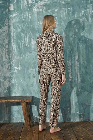 Kadın Uzun Kol Süet Gömlek Yaka Leopar Pijama Takımı C2T0N5O01-6