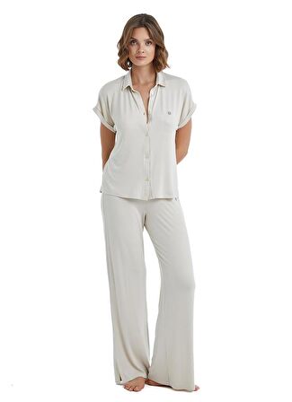 Kadın Kısa Kol Önden Düğmeli Bej Pijama Takımı C9T7N3O15-