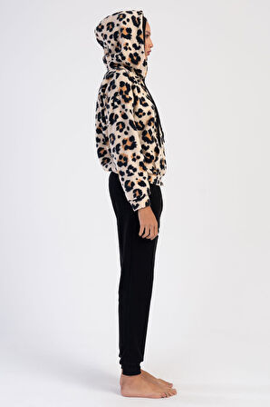 Kadın Uzun Kol Polar Kapüşonlu Fermuarlı Leopar Bej  Pijama Takım C6T6N0O304