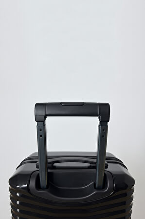 Kabin Boy %100 Polikarbon Valiz Parlak Siyah 1819