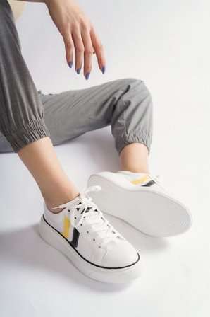Kadın Beyaz Sneaker Spor Ayakkabı