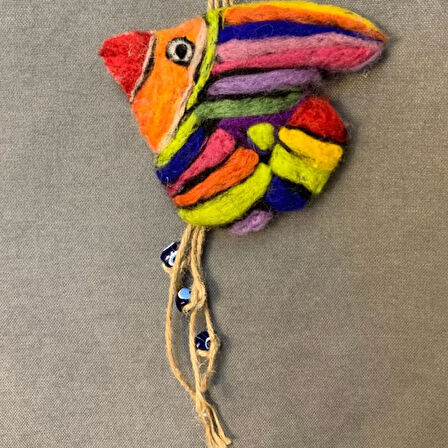 Uretti - Tülin 3528 - El Yapımı Keçe Renkli Neşeli Balıklar Duvar Süsü - 14 x 45 cm