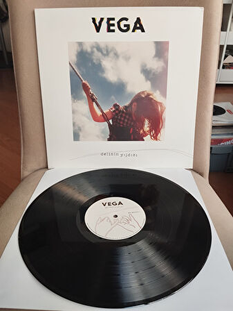 VEGA  – Delinin Yıldızı -  2018 Türkiye Basım 33’lük LP Plak
