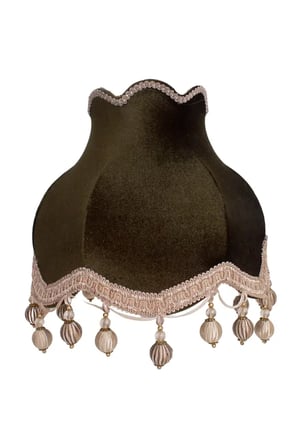 Haki Yeşili Kadife Kaplı Başlık Gold Metal Burgulu Ayaklı Klasik Model Abajur 50x30cm