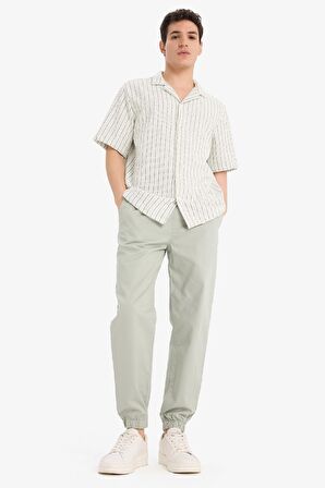 DeFacto Relax Fit Apaş Yaka Kısa Kollu Yazlık Çizgili Gömlek E2991AX25SPKH434