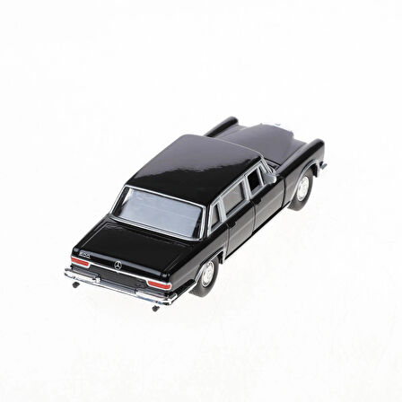 1:36 Ölçek 1963 Mercedes 600 Pullman Diecast Çek Bırak Metal Araba