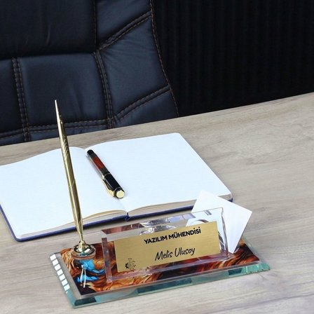 Kişiye Özel Mühendis Logolu Kristal Masa Üstü İsimlik - Saatli Kartvizitlikli Lüks Ofis Hediyesi