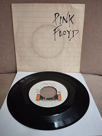 PINK FLOYD  - Another Brick In The Wall (Part II) - 1979 İngiltere Basım 45 LİK PLAK