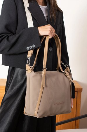 El Cantasi Kadin El Ve Omuz Cantasi Yeni Sezon Ebat:27 X 32 Cm Vizon KUM Just Polo JPM6037