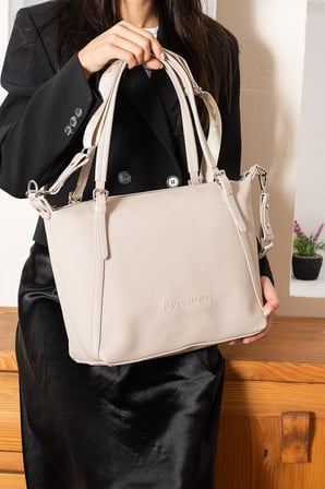 El Cantasi Kadin El Ve Omuz Cantasi Yeni Sezon Ebat:27 X 32 Cm Krem KREM Just Polo JPM6037