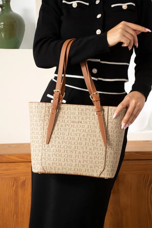 El Cantasi KADIN EL VE OMUZ CANTASI YENI SEZON EBAT:BOY: 25 EN: 35 CM Bej Just Polo JPM2205