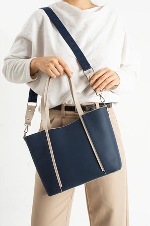 El Cantasi KADIN EL VE OMUZ CANTASI YENI SEZON EBAT:BOY: 24 EN: 33 CM LacivertTas Just Polo JPM6046