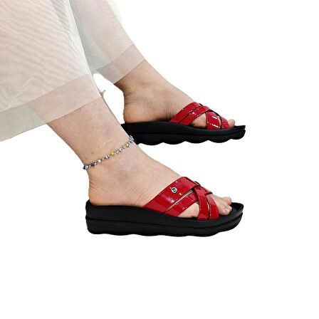 Pierre Cardin 7485 Kırmızı Rugan Bayan Terlik