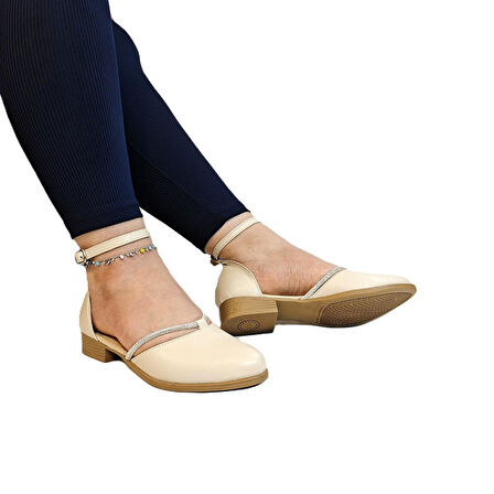 Fiyra 4050 Bej Taşlı Bilek Bağlı Karnıyarık Kadın Babet Sandalet