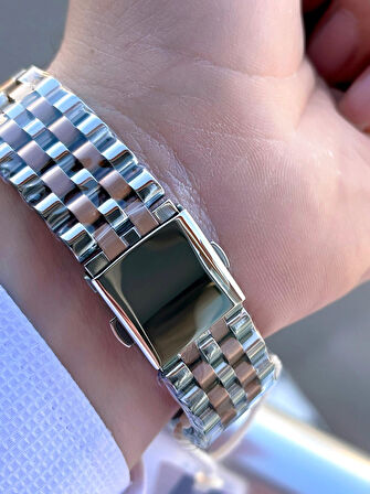 Ferrucci Çelik Kordon Takvimli Kadran 30 Mt Suya Dayanıklı Erkek Kol Saati F.FG03463.02