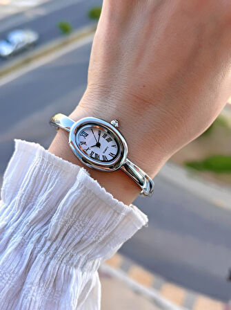 Coliseum Çelik Kordon Cartier Model Elips (Oval) Tasarım Kadın Kol Saati FG.CRT.007