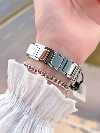 Daniel Klein Çelik Kordon 30 Mt Suya Dayanıklı Kadın Kol Saati+Bileklik BF.GF.10821.1