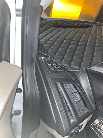 TOURNEO CONNECT 3 BOYUTLU VİP DERİ TORPİDO KORUYUCU
