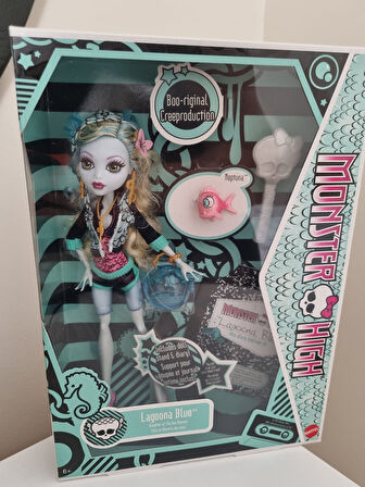 Escoines Koleksiyon Lagoona Blue Reproduction Doll With Doll Stand & Accessories 3996366d3a938efd04