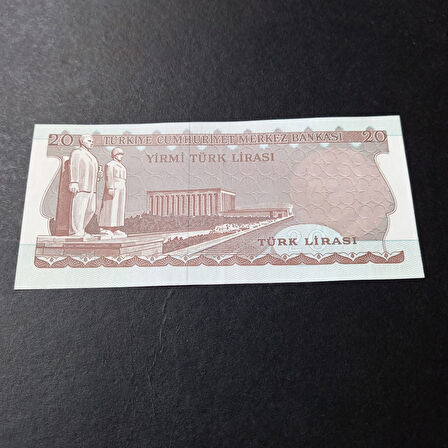 Escoines Koleksiyon 6367641f14cd677 6.Emisyon 3.Tertip F01 Serisi 20 Turk Lirası ÇİL eski kağıt para