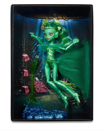 Escoines Koleksiyon 67709a3b9c43c Monster High Skullector Series Creature From The Black Lagoon Doll