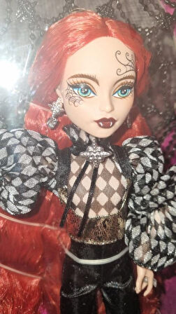 Escoines Koleksiyon 3996367709c5c2116b Monster High Witch Weaver Harris Reed Collector Doll