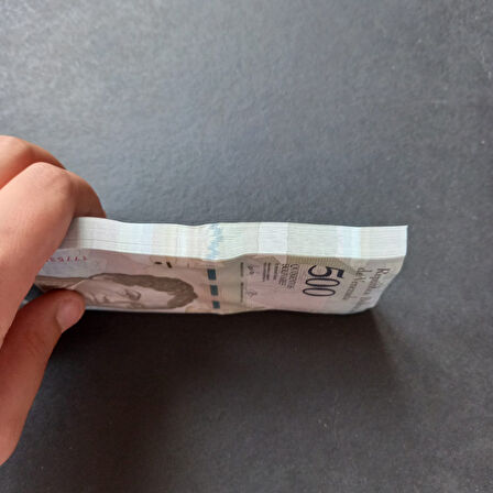 Escoines Koleksiyon 3996367f62c3a92b6a 2017 Venezuela 500 Bolivar ÇİL Deste eski yabancı kağıt para