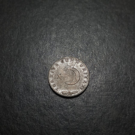 Escoines 39963689925ba27fcb 1968 haliyle 5 Kuruş %97 Bakır para