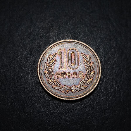 Escoines Koleksiyon 3996368f3cc5cf1033 2006 Japonya 10Yen ÇT eski yabancı madeni para